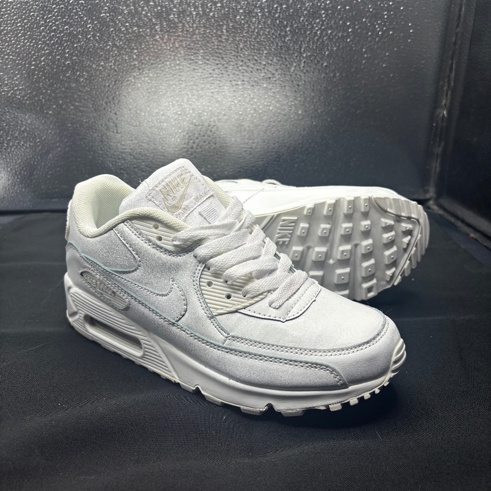 Nike Air Force 1 ’07 “Triple White”